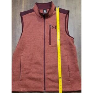 Under Armour Mens Vest Large LG Full Zip Sleeveless‎ Jacket Maroon Fleece Top